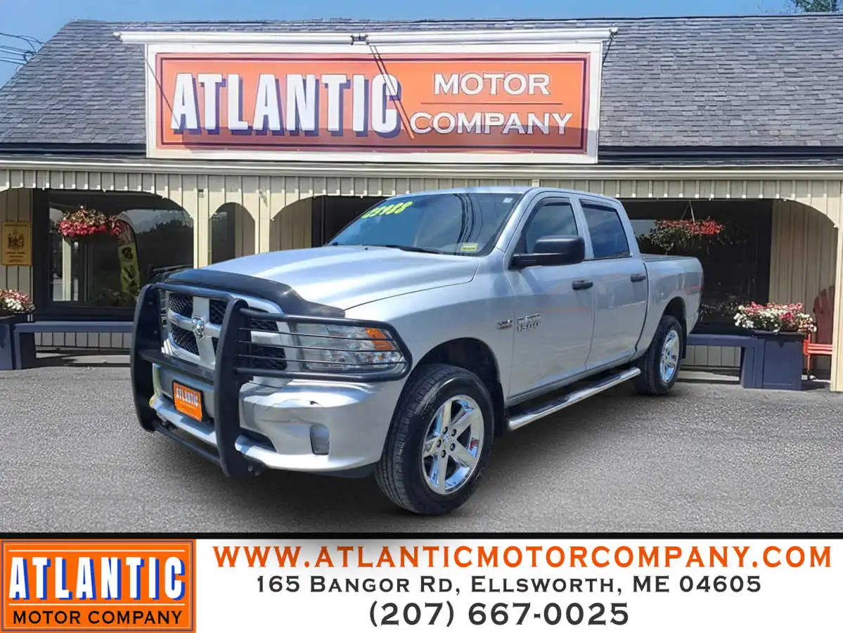 2016 RAM 1500 Express 4x4 Crew Cab 5'7" (Fleet)'s photo