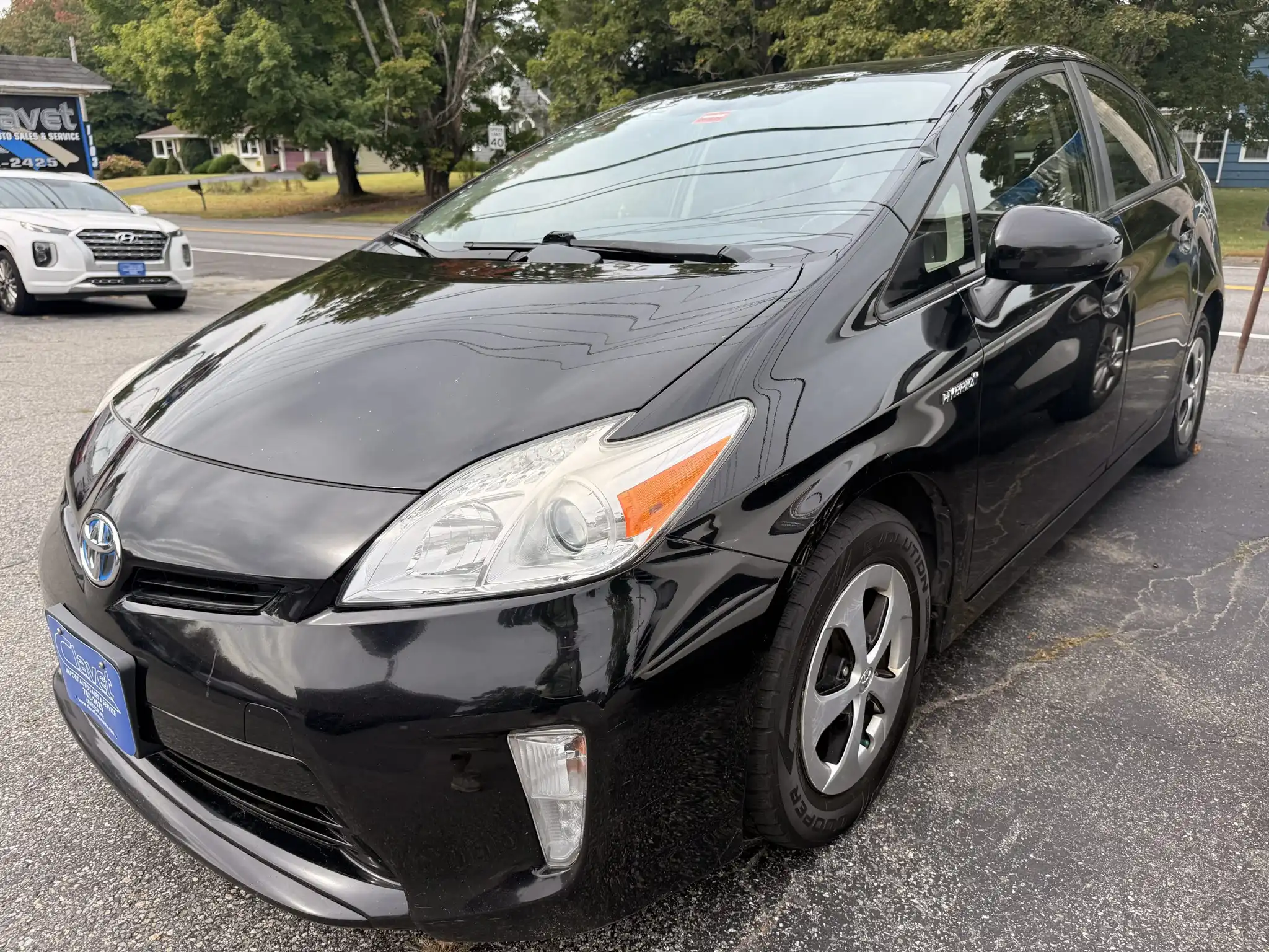 2014 Toyota Prius Three's photo