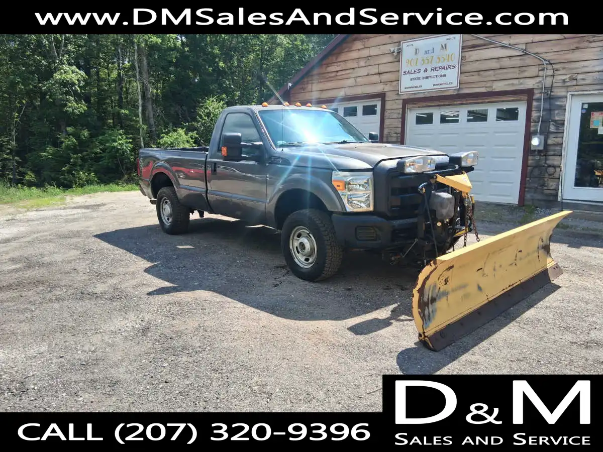 2012 Ford F-250 XL 4x4 Regular Cab's photo