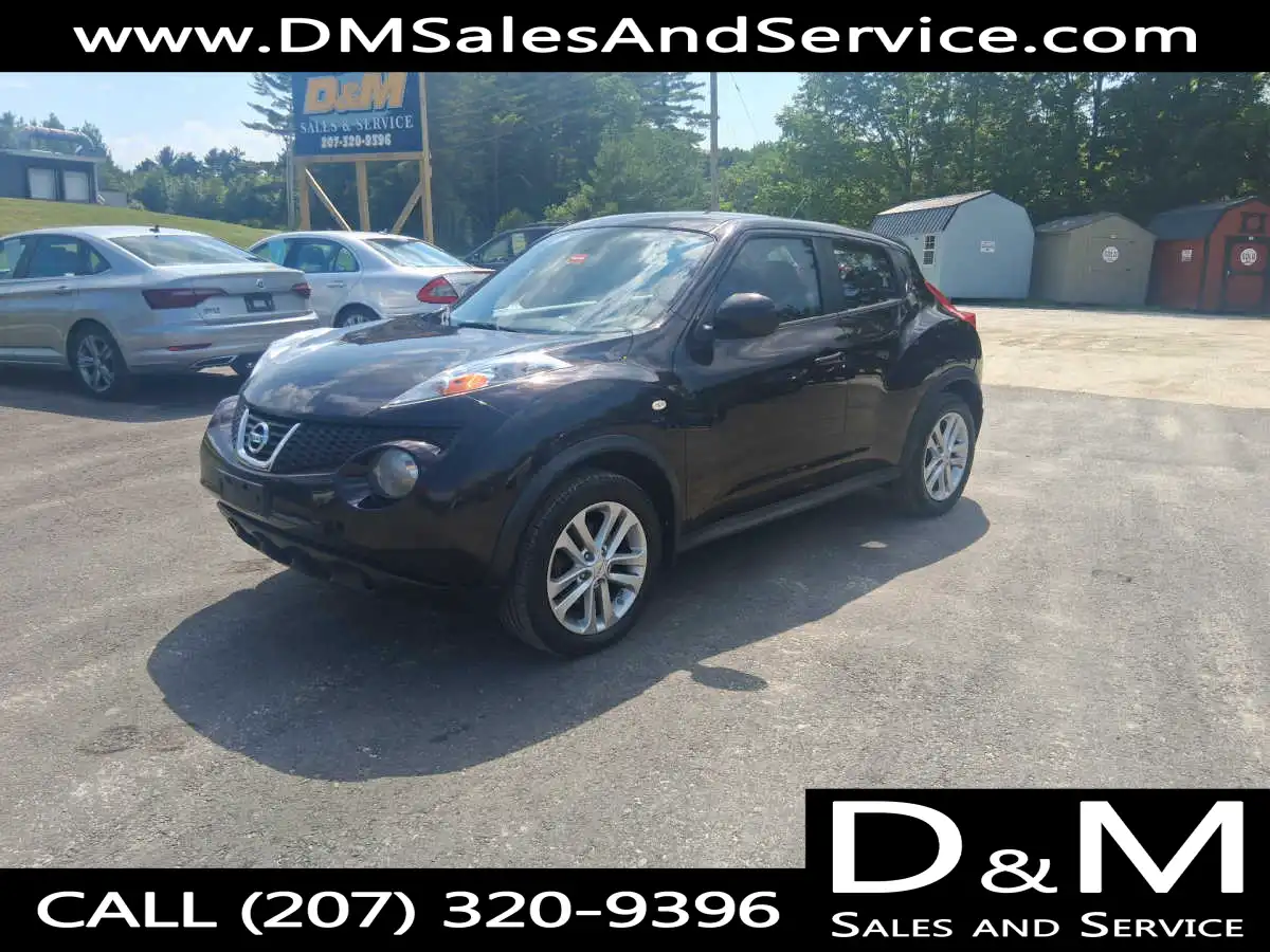 2014 Nissan Juke S AWD CVT's photo