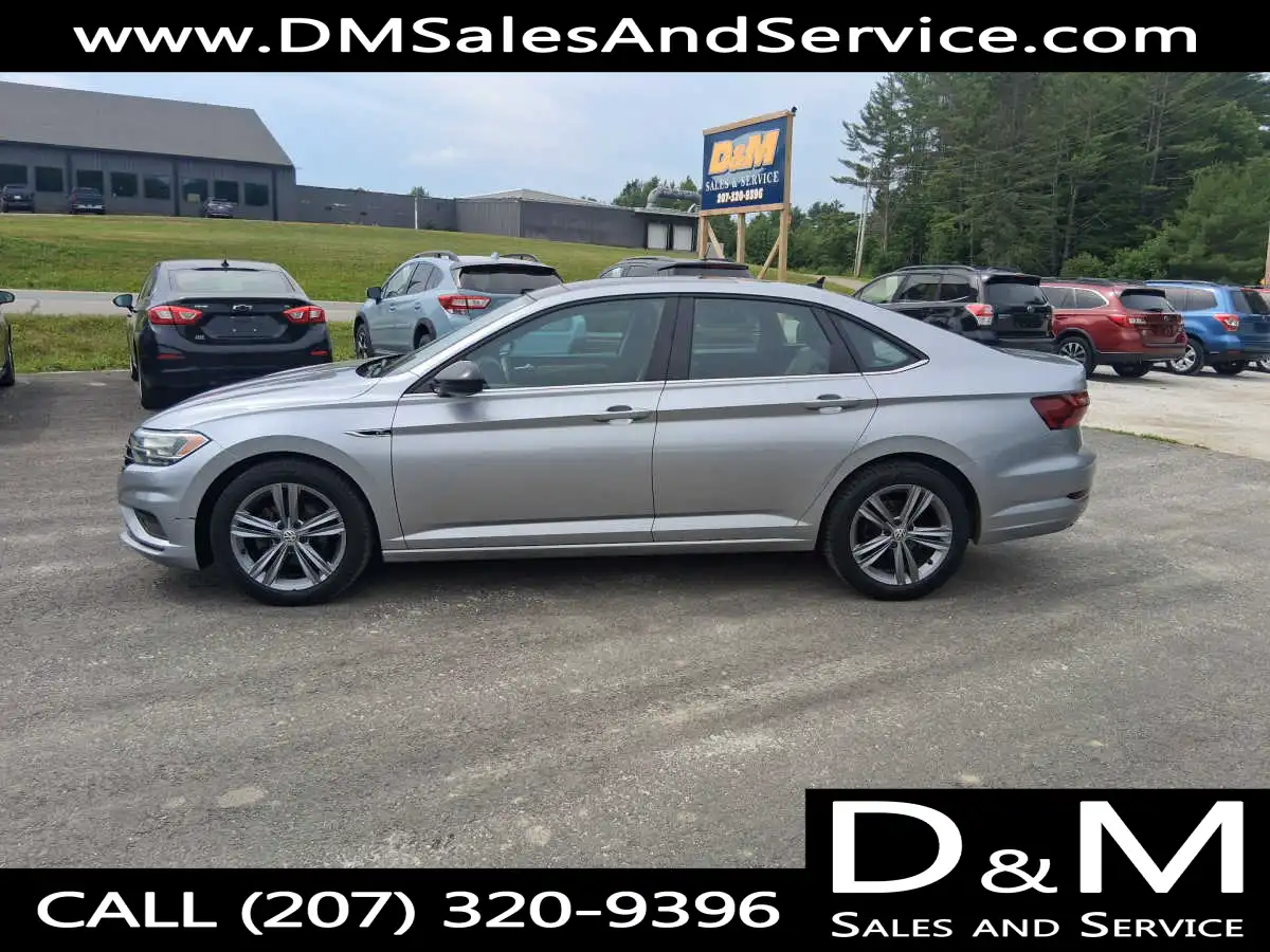 2020 Volkswagen Jetta 1.4T R-Line Auto's photo