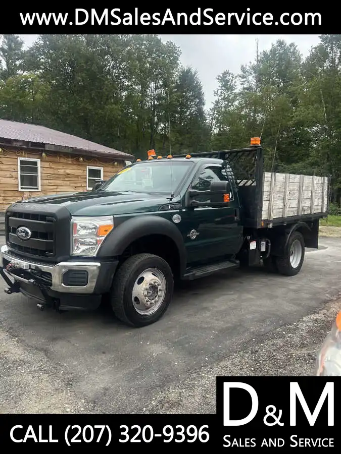 2011 Ford F-550 4WD Regular Cab DRW's photo