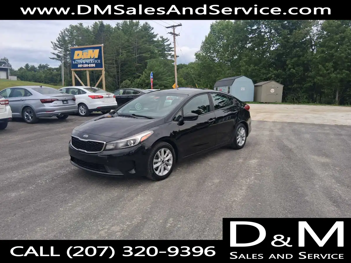 2017 Kia Forte S Auto's photo