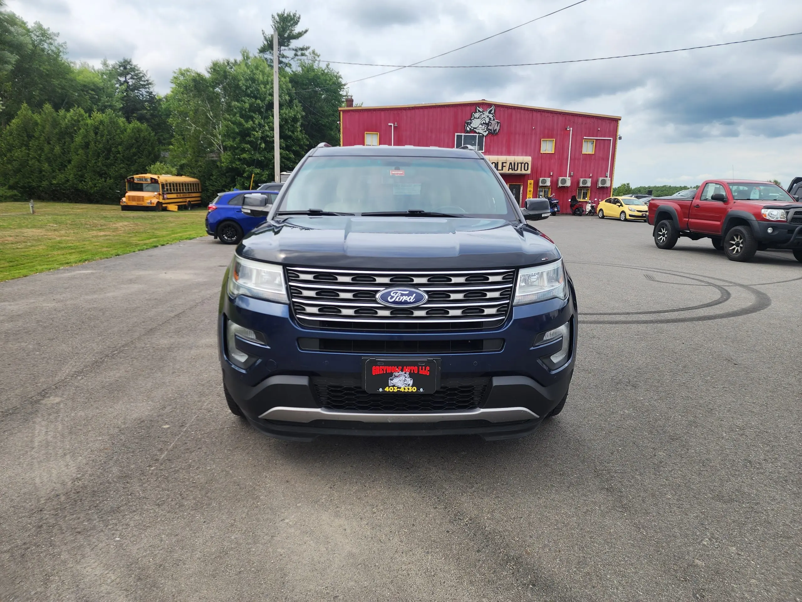Vehicle Image 2
