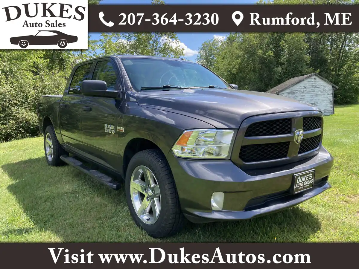 2017 RAM 1500 Express 4WD Crew Cab 5'7's photo