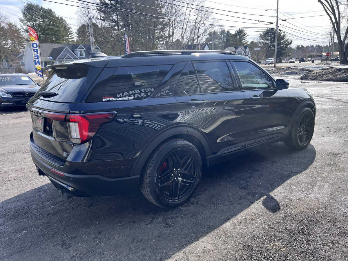 2025 Ford Explorer ST 4WD (PL535) photo 5