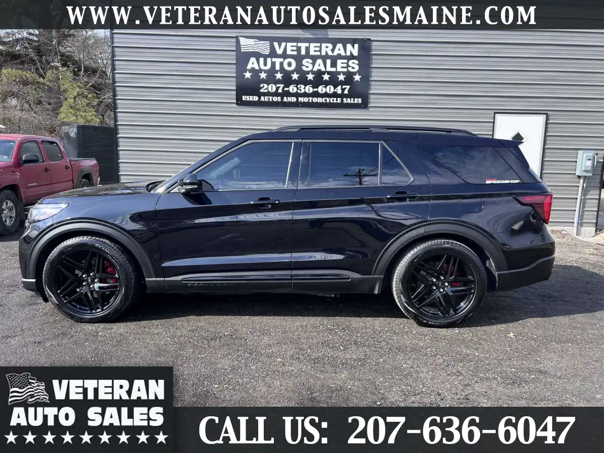 2025 Ford Explorer ST 4WD (PL535)'s photo