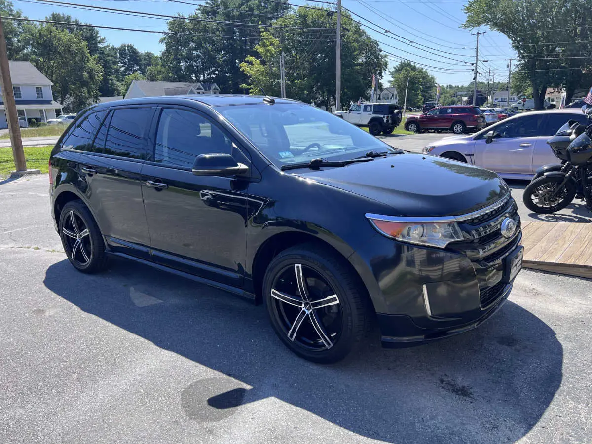 2013 Ford Edge Sport AWD photo 3