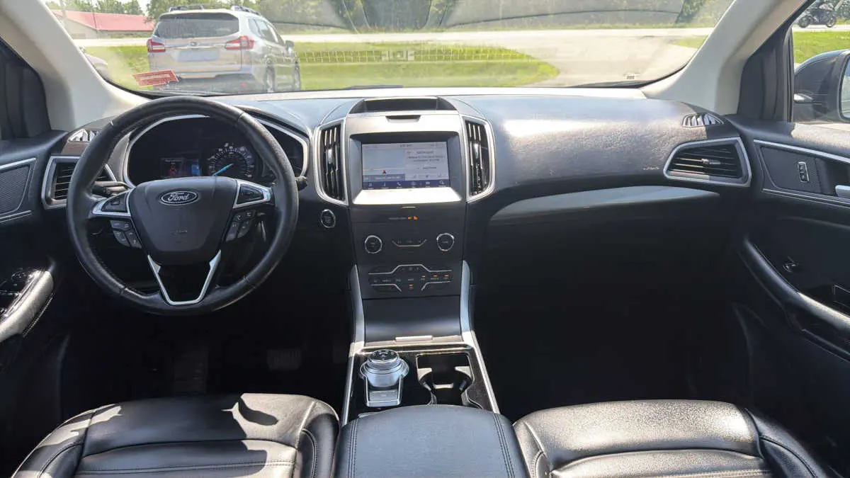 2020 Ford Edge SEL AWD photo 5