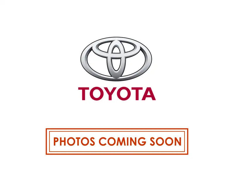 2015 Toyota Prius v Five's photo