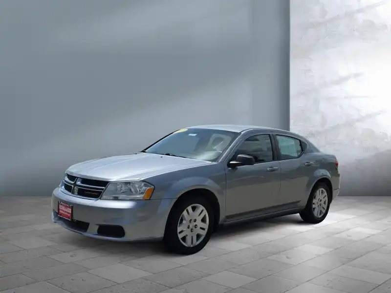 2013 Dodge Avenger SE's photo