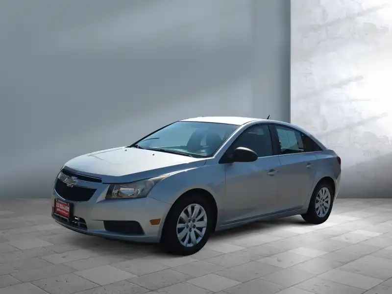 2011 Chevrolet Cruze 4-Door Sedan 2LS's photo