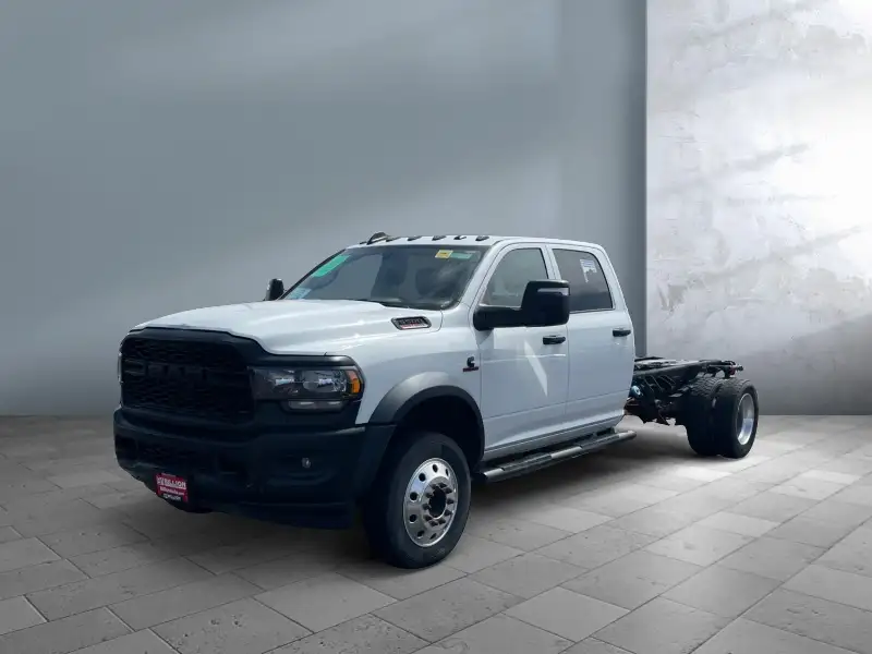 2023 RAM 5500 Tradesman 4WD Crew Cab DRW 197" WB's photo