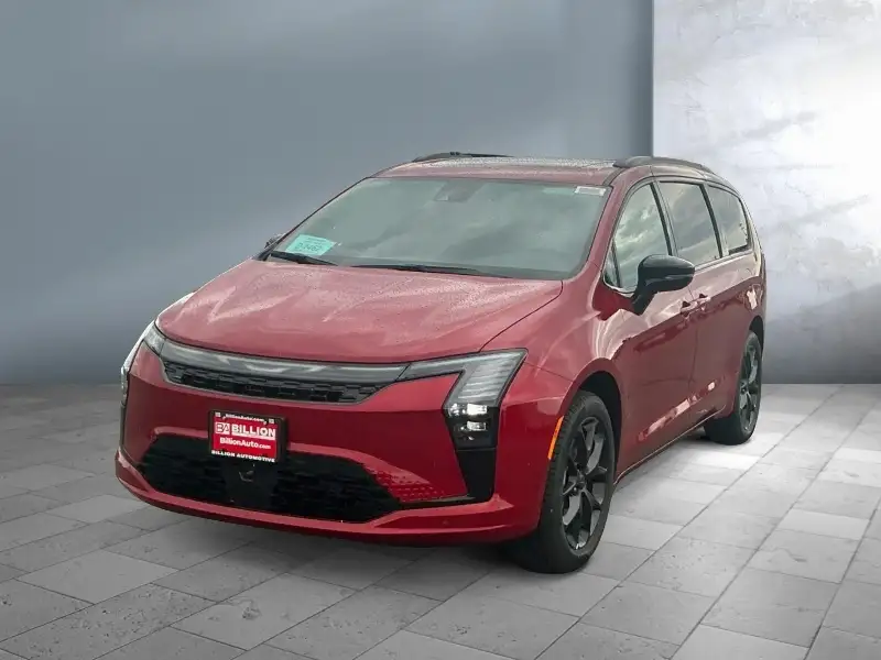 2027 Chrysler Pacifica Limited AWD's photo