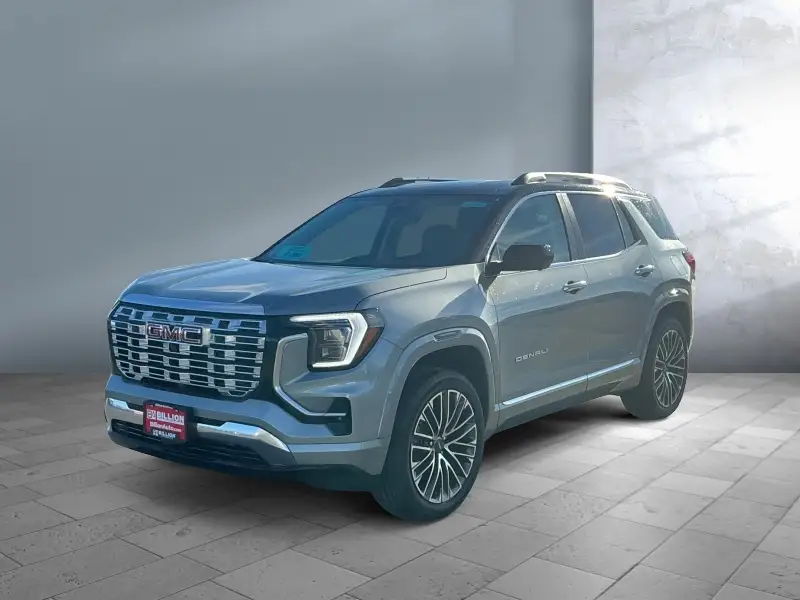 2026 GMC Terrain Denali AWD photo 1