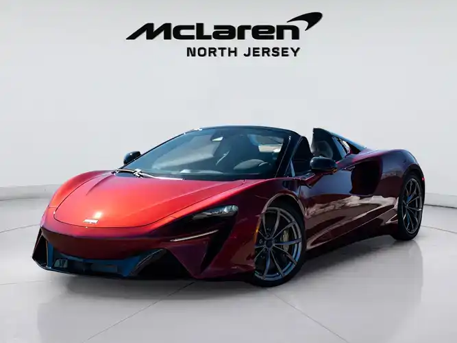 2026 McLaren Artura 3.0 Performance's photo