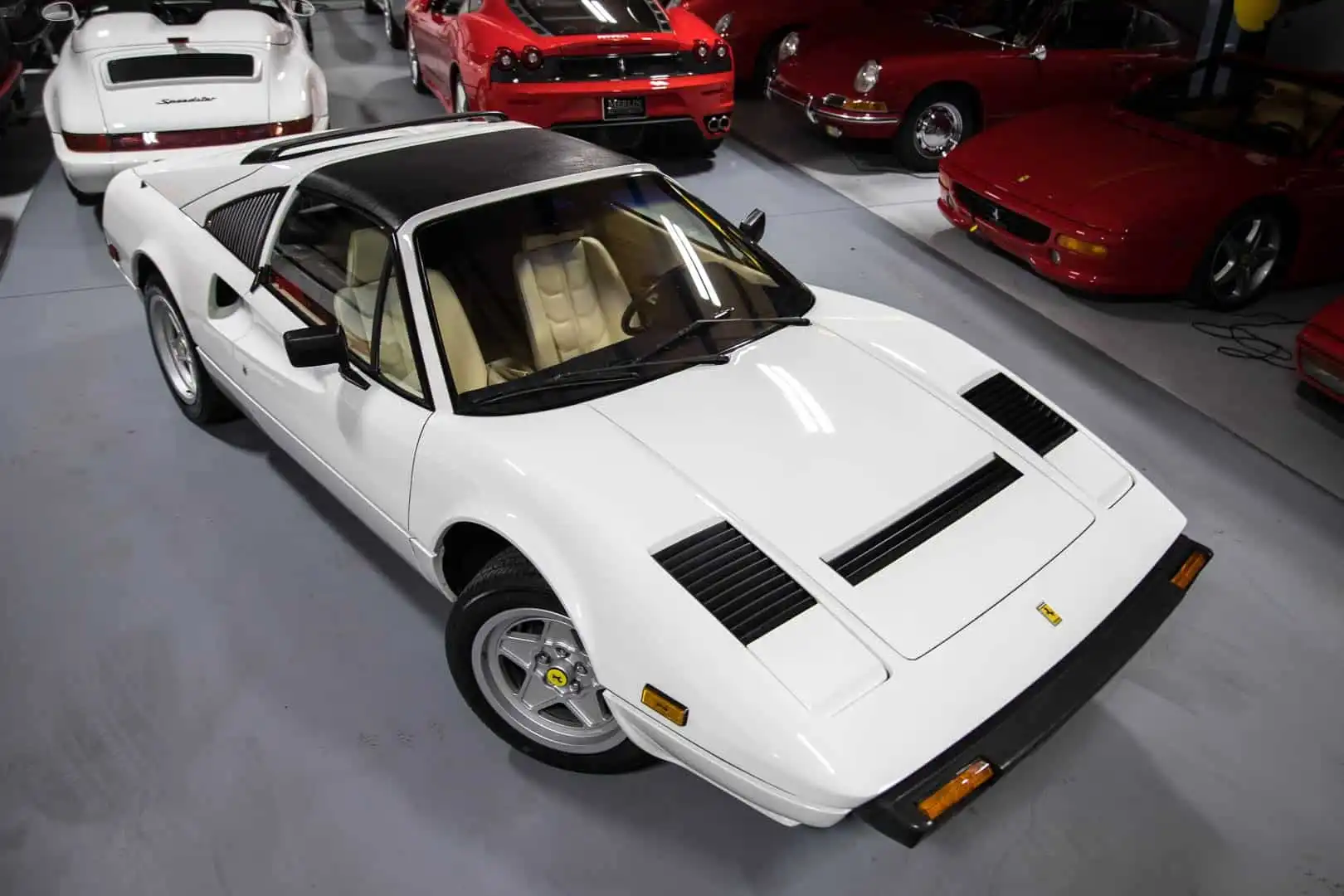 1985 Ferrari 308's photo