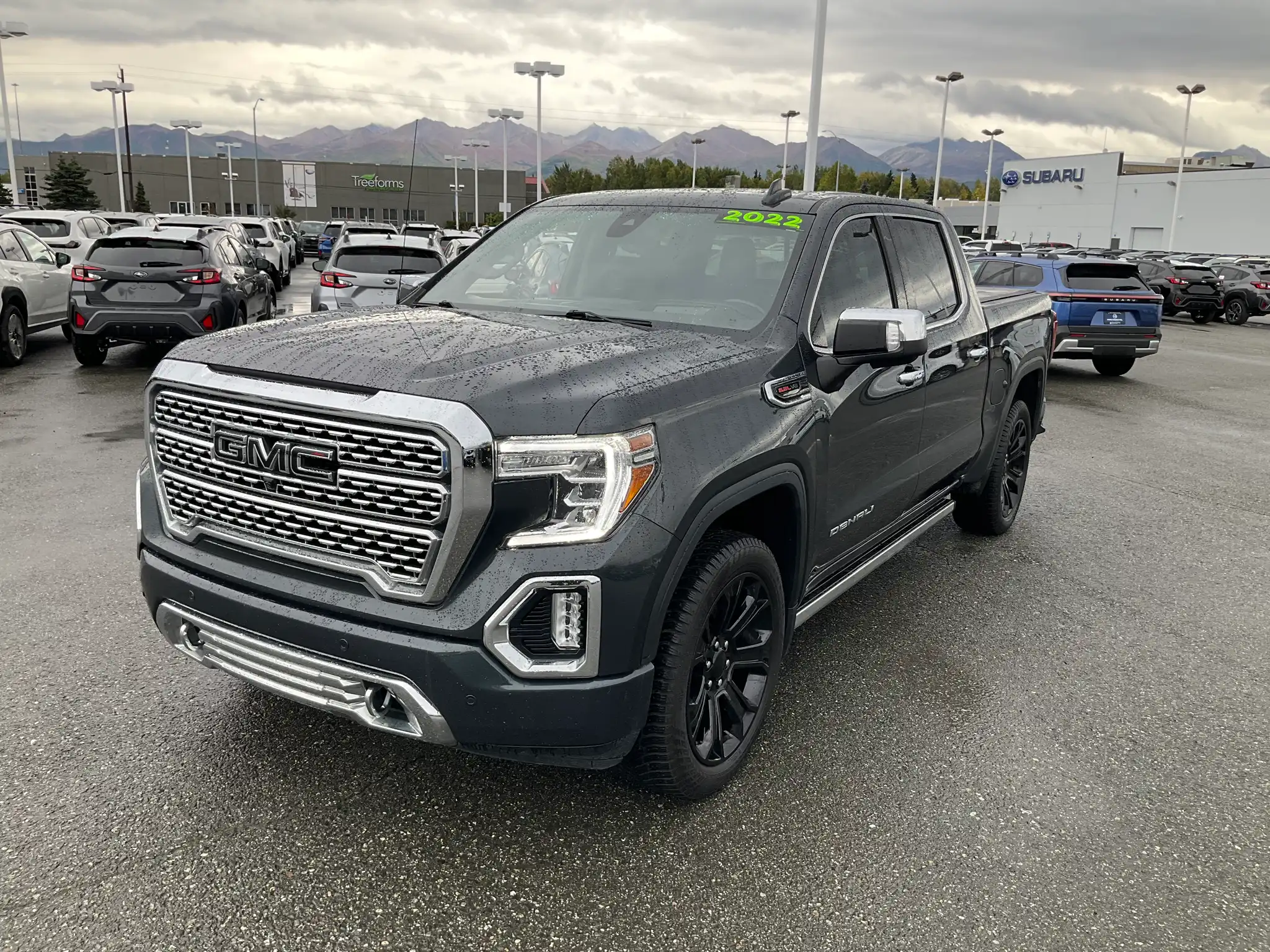 2022 GMC Sierra Denali 4WD Crew Cab Short Box's photo