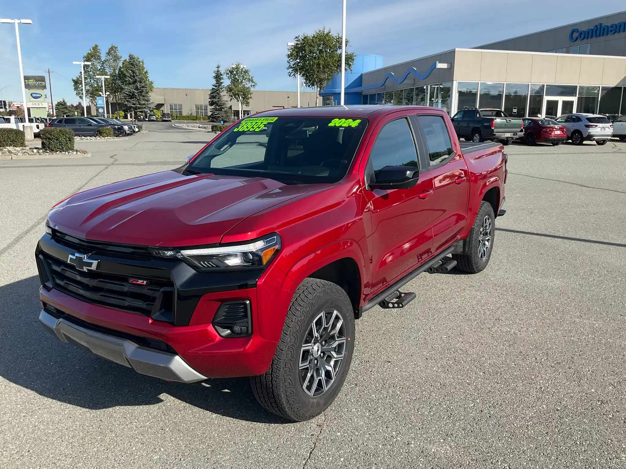 2024 Chevrolet Colorado Z71 4WD Crew Cab Short Box's photo