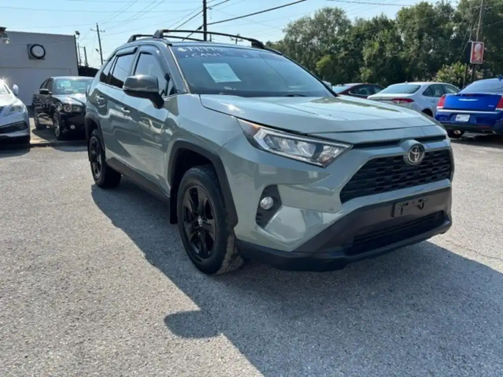 2019 Toyota RAV4 XLE AWD's photo