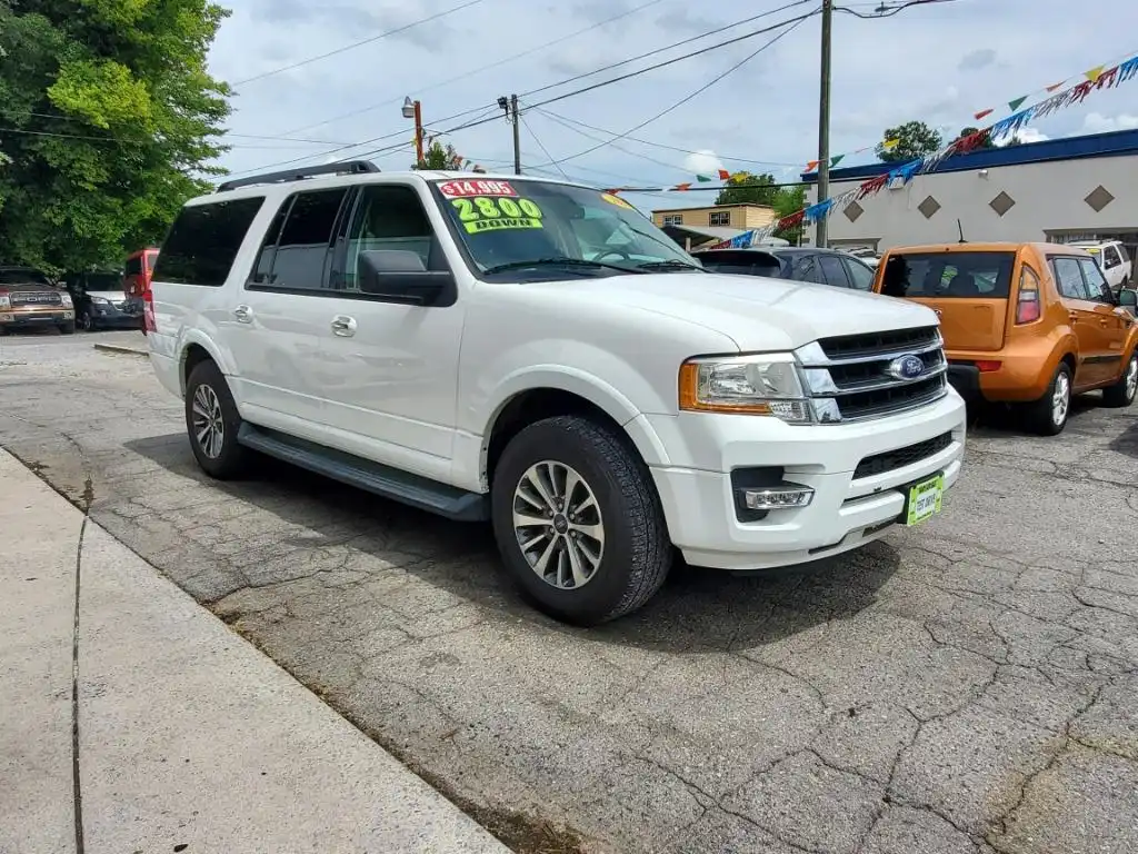 2015 Ford Expedition XLT EL's photo