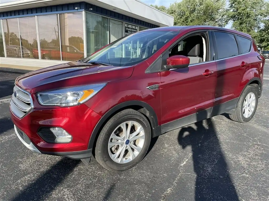 2019 Ford Escape SE 4WD's photo