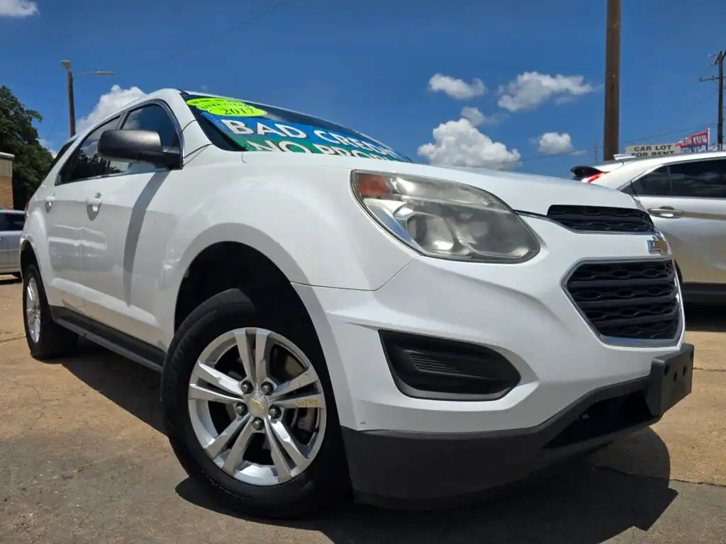 2017 Chevrolet Equinox LS's photo