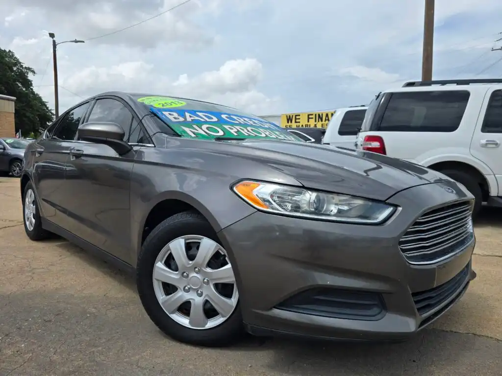 2013 Ford Fusion S I4 FWD's photo