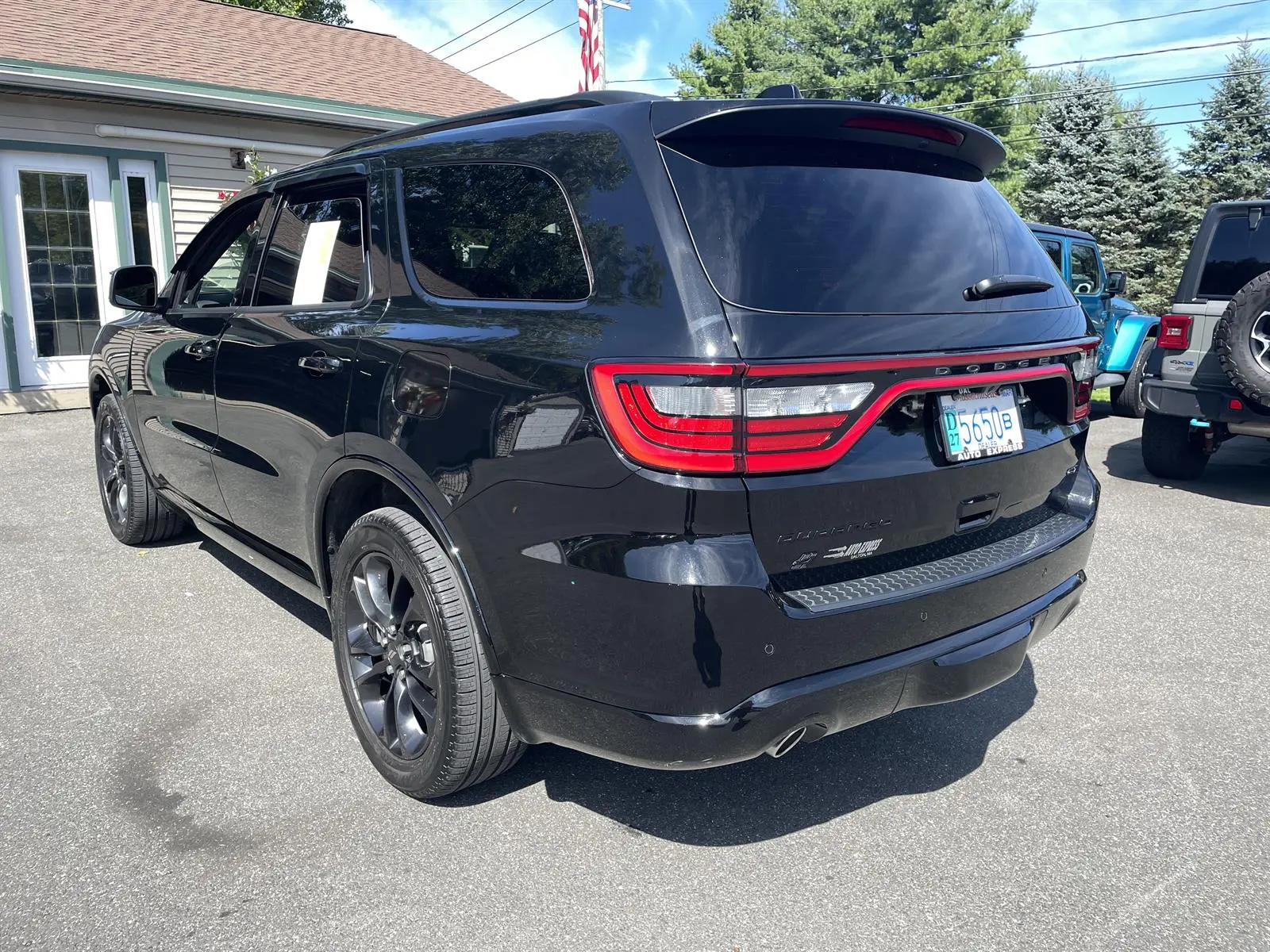 2023 Dodge Durango GT AWD Plus photo 3