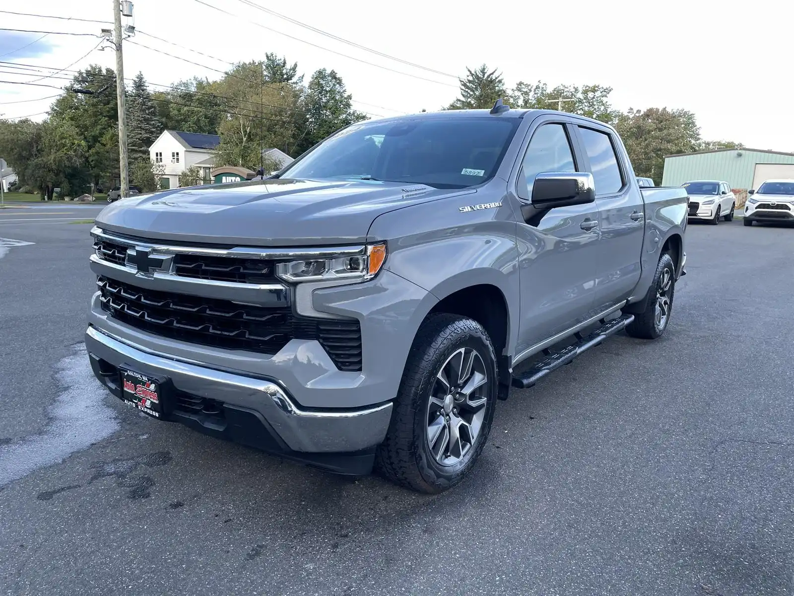 2024 Chevrolet Silverado 1500 LT 4WD Crew Cab Short Box 2FL's photo