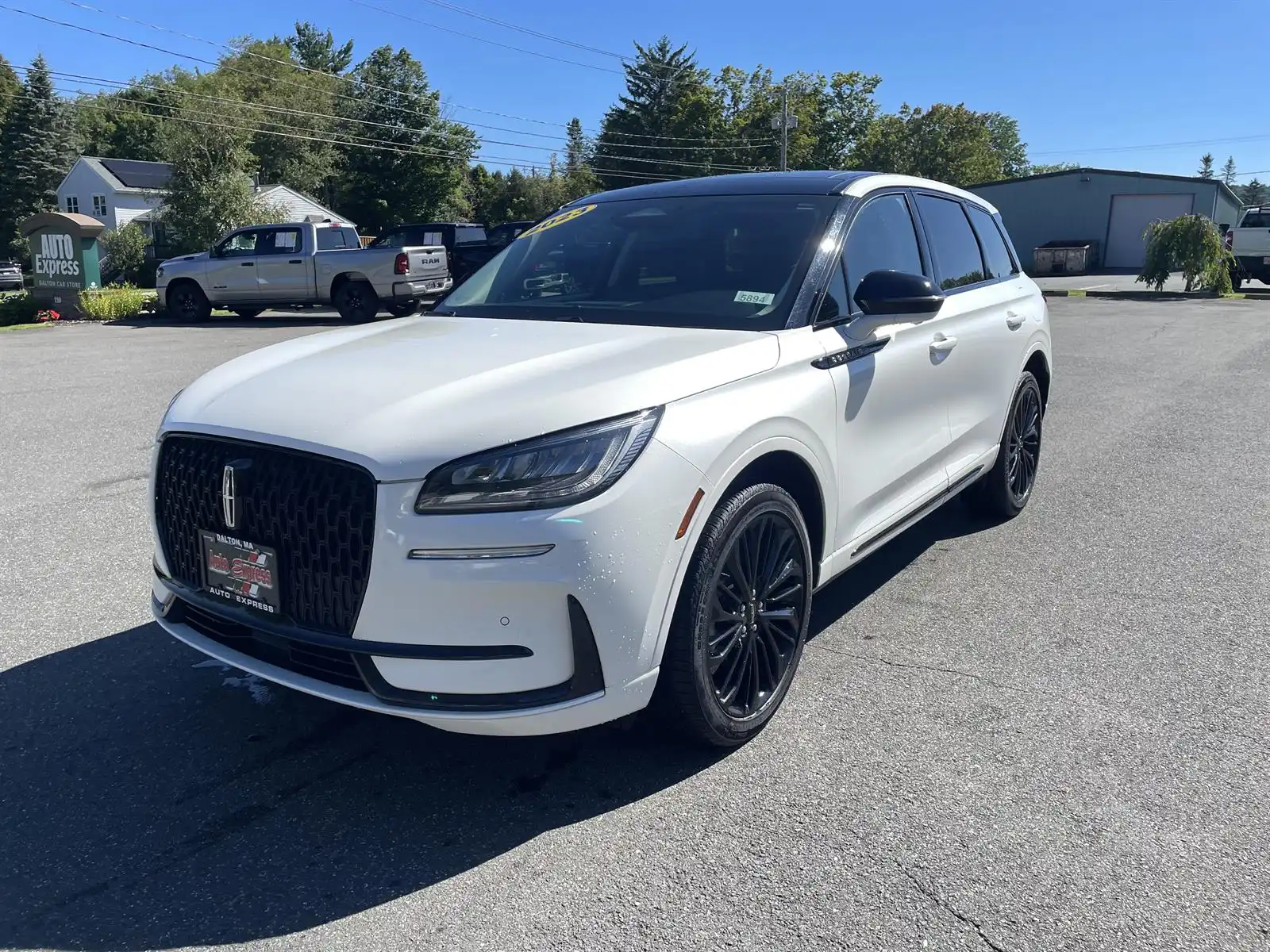 2023 Lincoln Corsair AWD's photo
