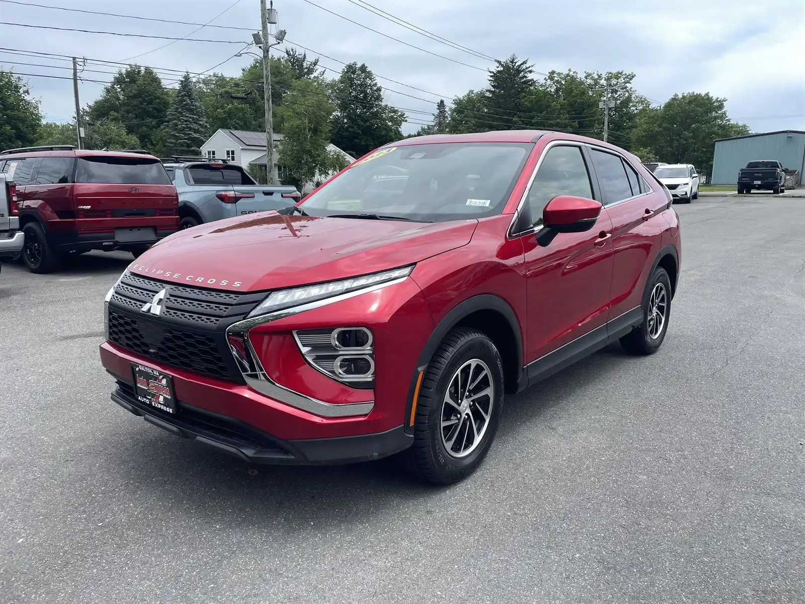 2023 Mitsubishi Eclipse Cross ES S-AWC's photo
