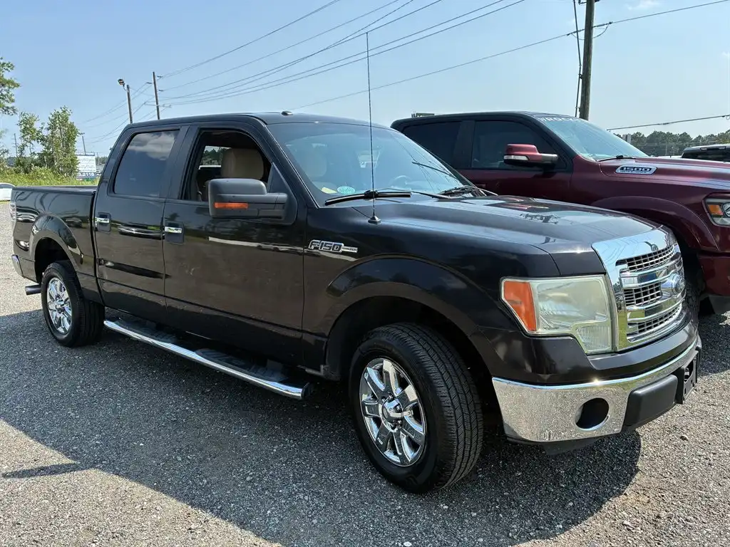 2013 Ford F-150 XLT SuperCrew 145-in's photo