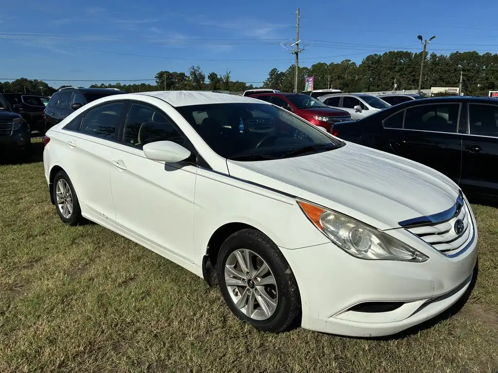 2012 Hyundai Sonata I4 GLS PZEV A T's photo