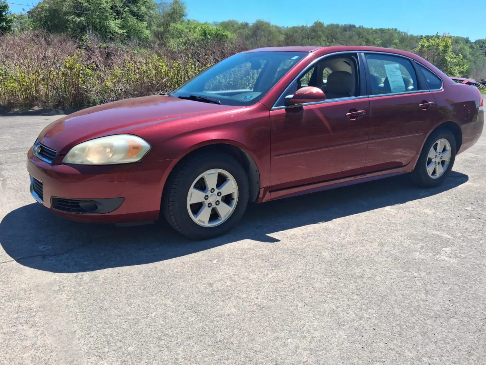 2010 Chevrolet Impala LT's photo