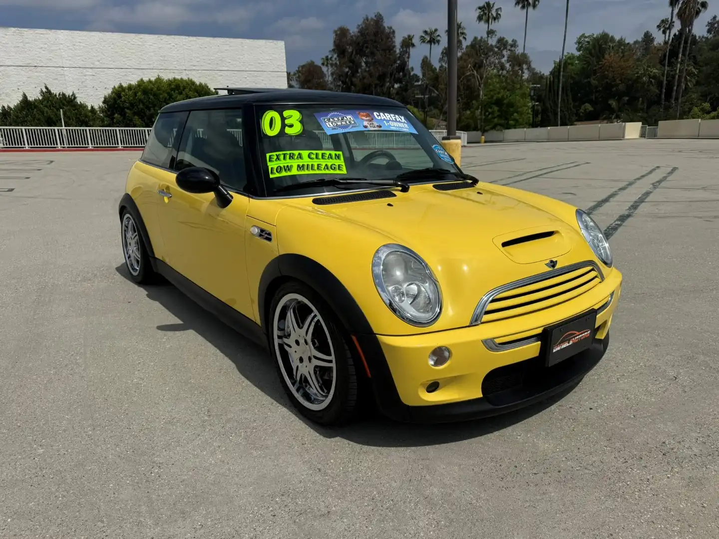 2003 MINI Cooper Cooper S's photo