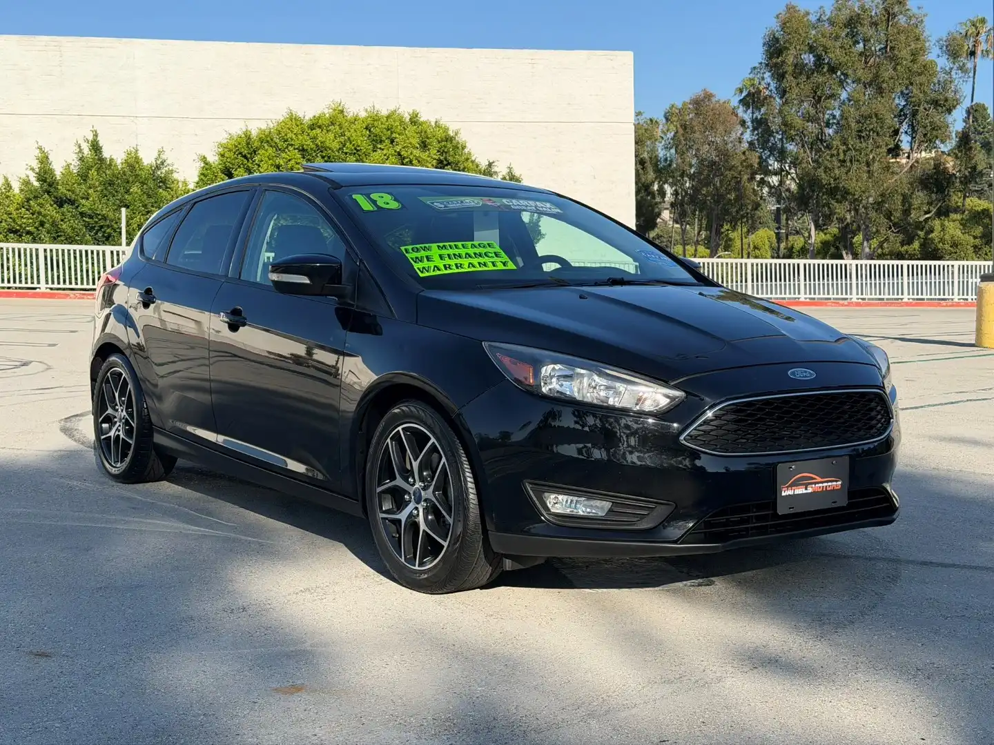 2018 Ford Focus Hatch SEL's photo
