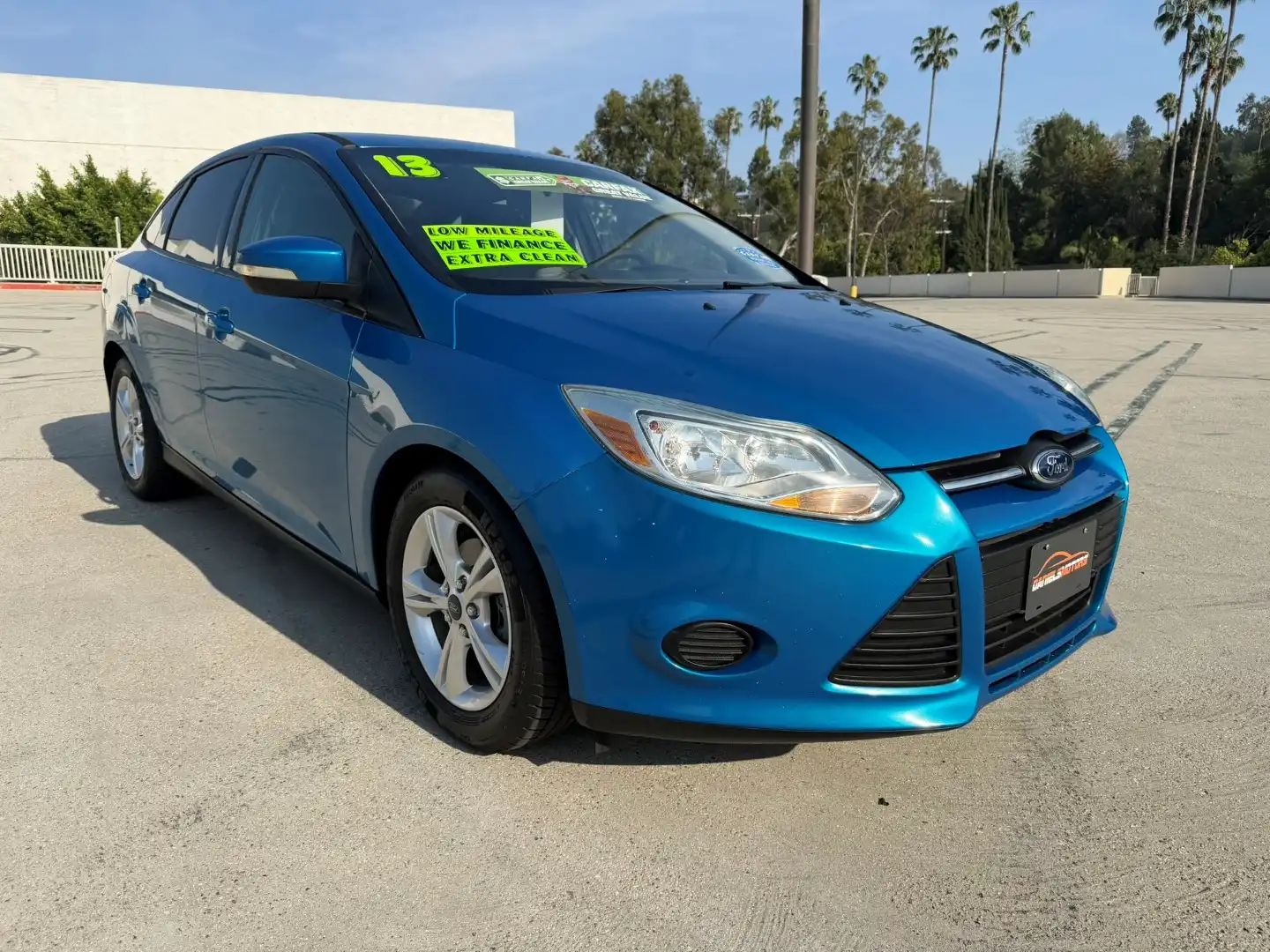 2013 Ford Focus Sedan SE's photo