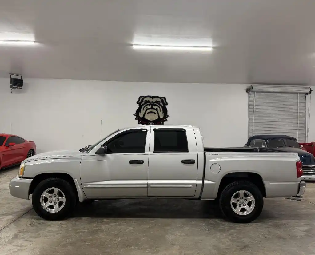 2005 Dodge Dakota SLT Quad Cab's photo