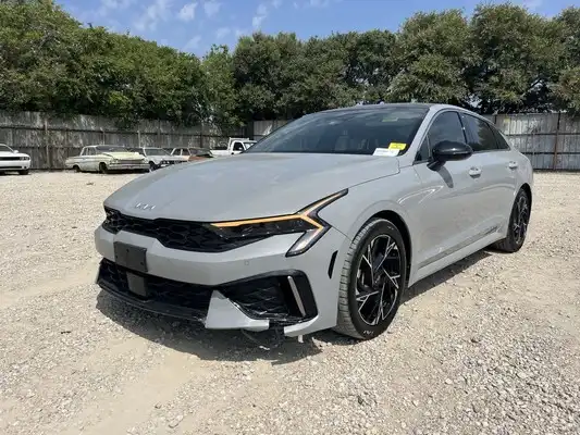 2025 Kia Optima GT-Line AWD's photo
