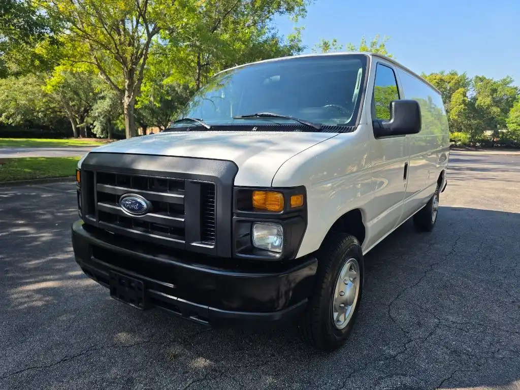 2013 Ford E-Series E-150 Van's photo