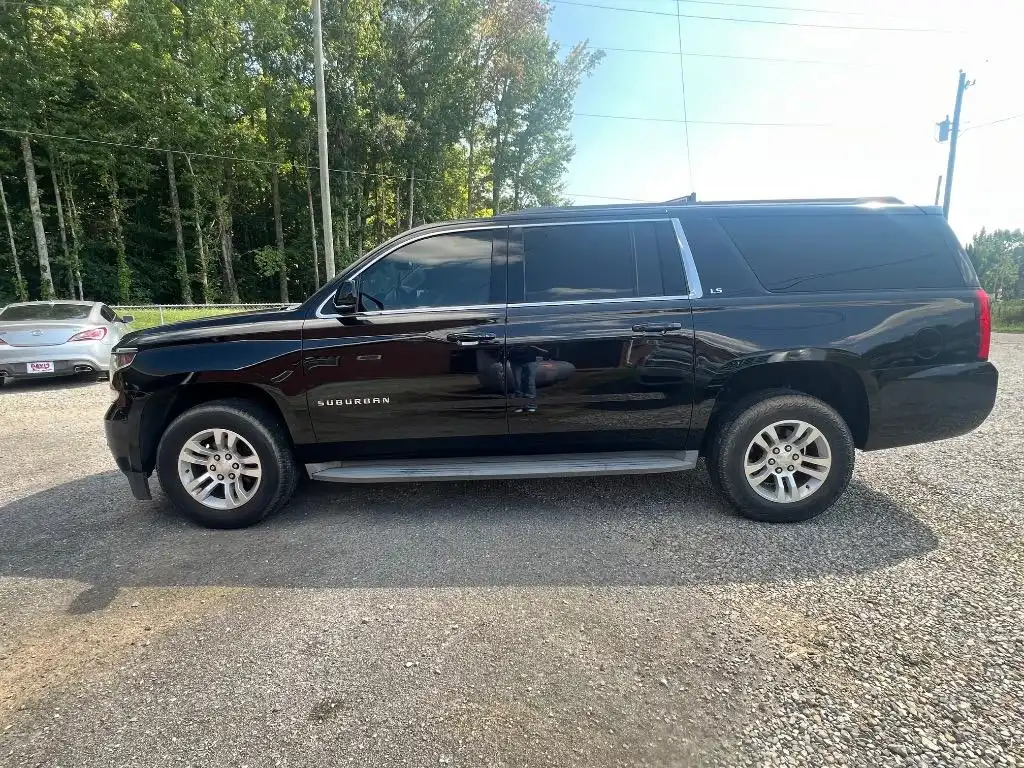 2015 Chevrolet Suburban LS 2WD 1500's photo