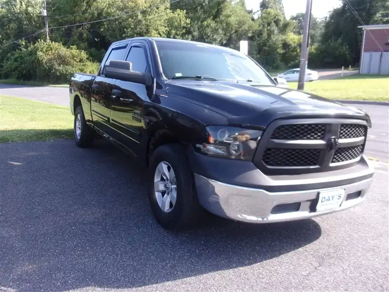 2016 RAM 1500's photo
