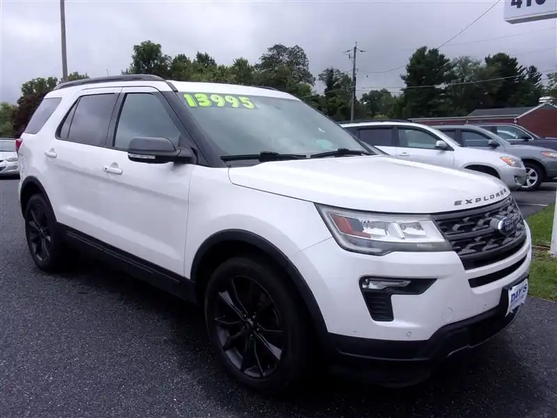 2018 Ford Explorer XLT 4WD's photo