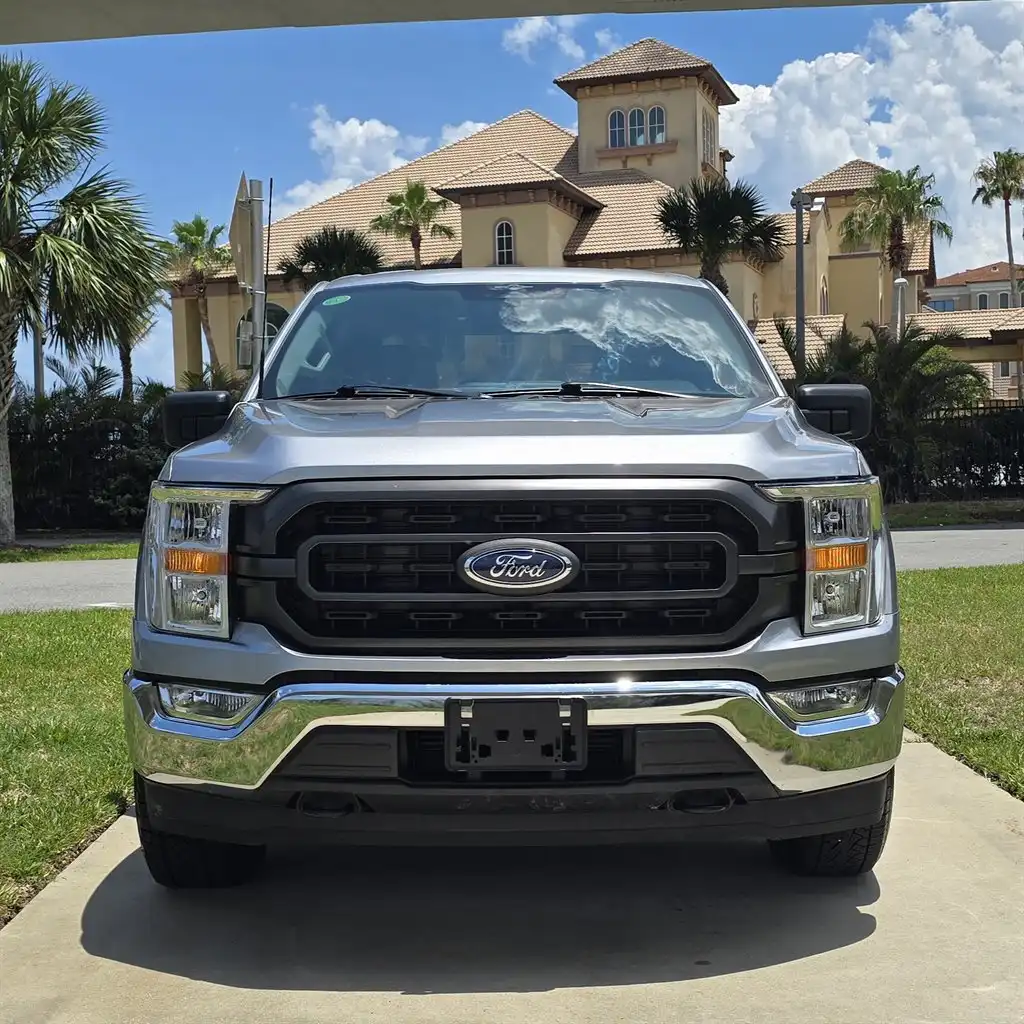 2023 Ford F-150 XLT 4WD SuperCrew 5-1/2' Box's photo