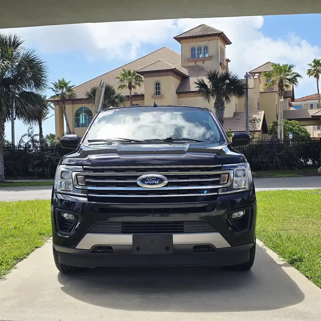 2021 Ford Expedition XLT 4WD MAX's photo