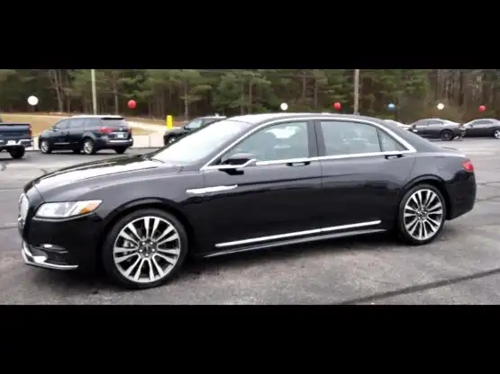 2019 Lincoln Continental Select AWD's photo