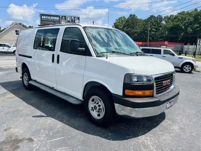 2017 GMC Savana 2500's photo