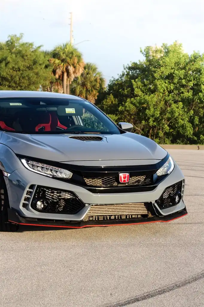 2021 Honda Civic Type-R Touring's photo