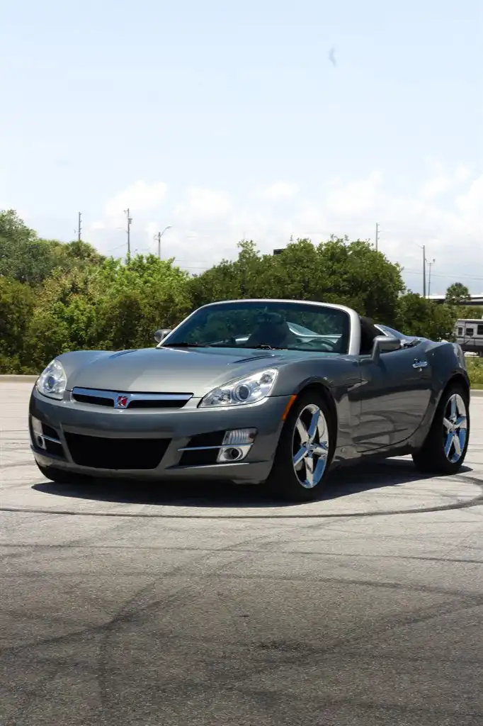 2007 Saturn Sky Roadster's photo